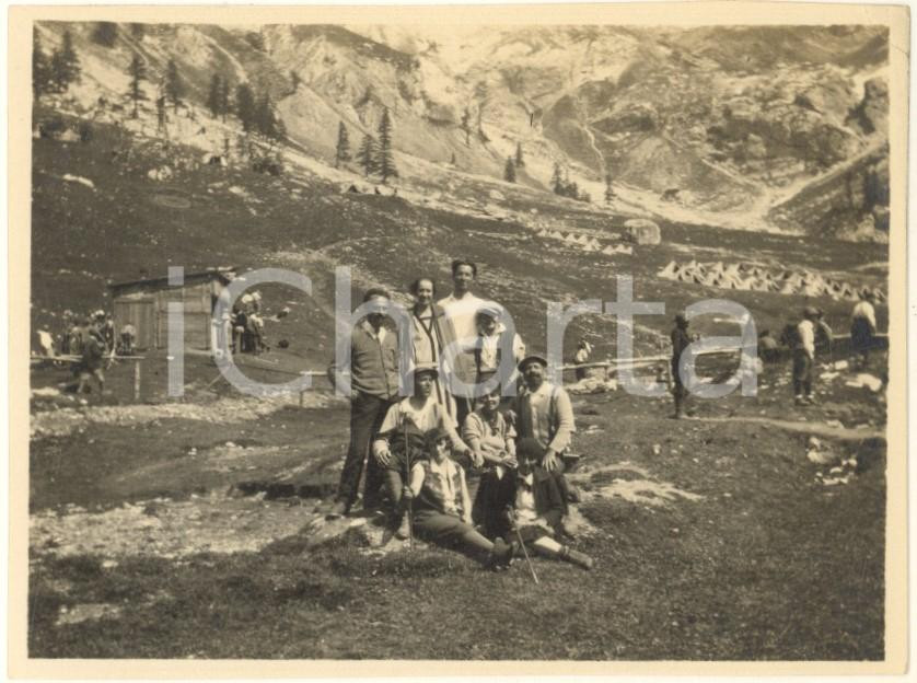 Fotografia d epoca originale Agosto 1926 DOLOMITI  VAL CONTRIN Giovani escursionisti Foto 11x8 cm 1