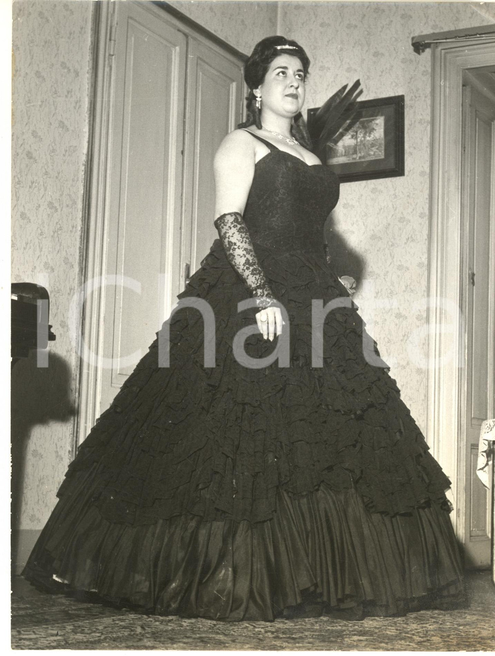 Fotografia d epoca originale 1960 ca LIRICA Soprano Liliana PULINO in abito di scena  Foto 18x24 cm 2 1
