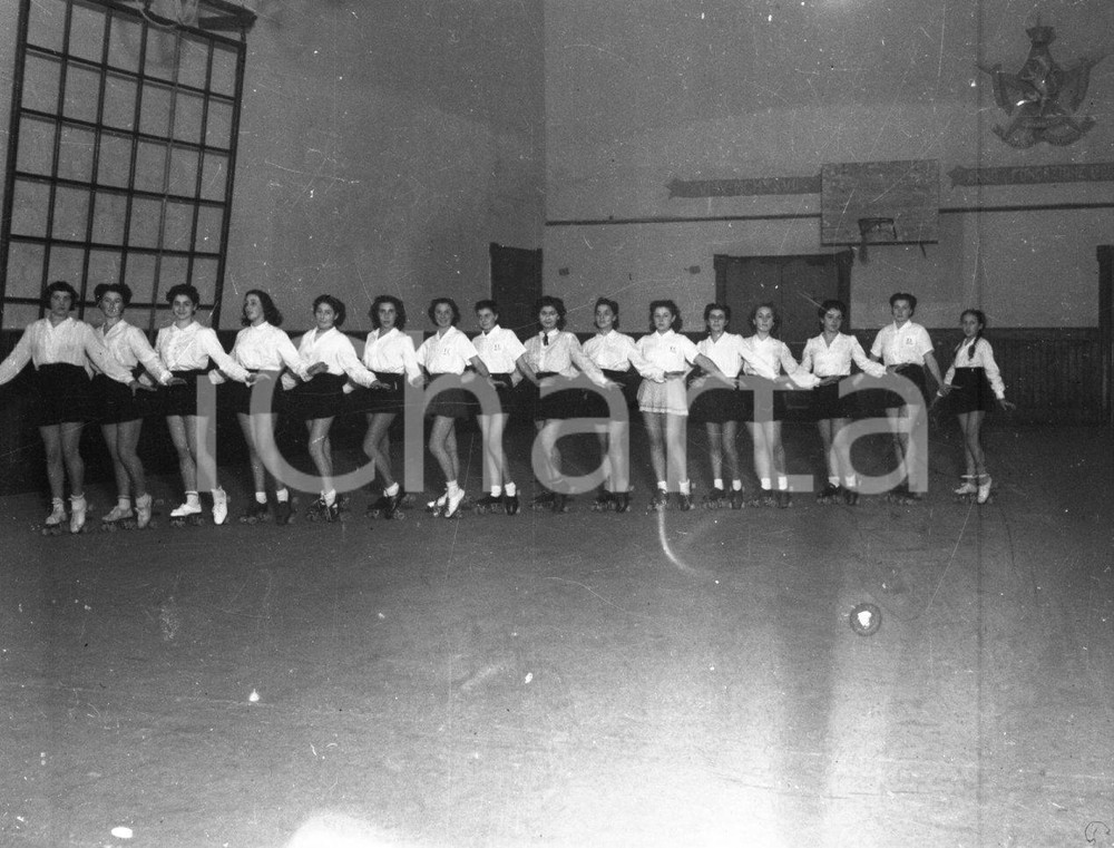 Fotografia d epoca originale 1947 BRESCIA Società Forza e Costanza pattinaggio artistico NEGATIVO ORIGINALE 1