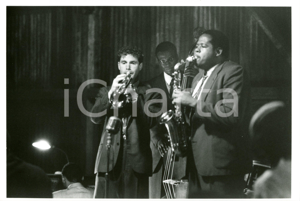 1987 CINEMA "Bird" - Forest WHITAKER suona il sassofono sul set del film ^Foto Fotografia di agenzia. CONDIZIONI: GFORMATO: 23x15 cm    originale e autentica 1