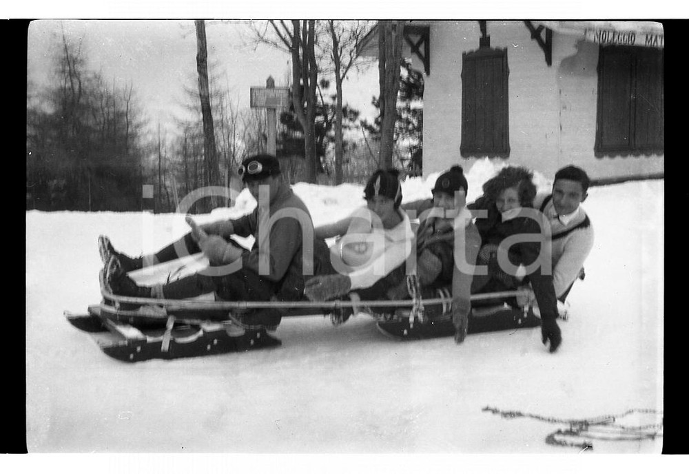 Fotografia d epoca originale 1925 MOTTARONE VB Amici sulla neve NEGATIVO ORIGINALE 1