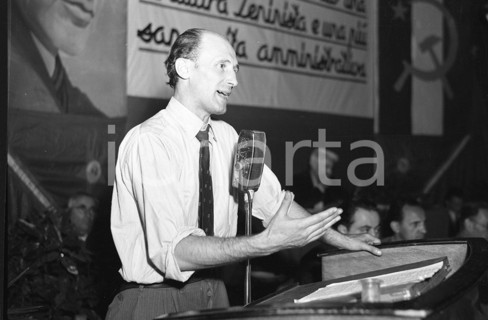 Fotografia d epoca originale 1950 BRESCIA Congresso PCI: parla Giordano Bruno SCLAVO  NEGATIVO ORIGINALE 1