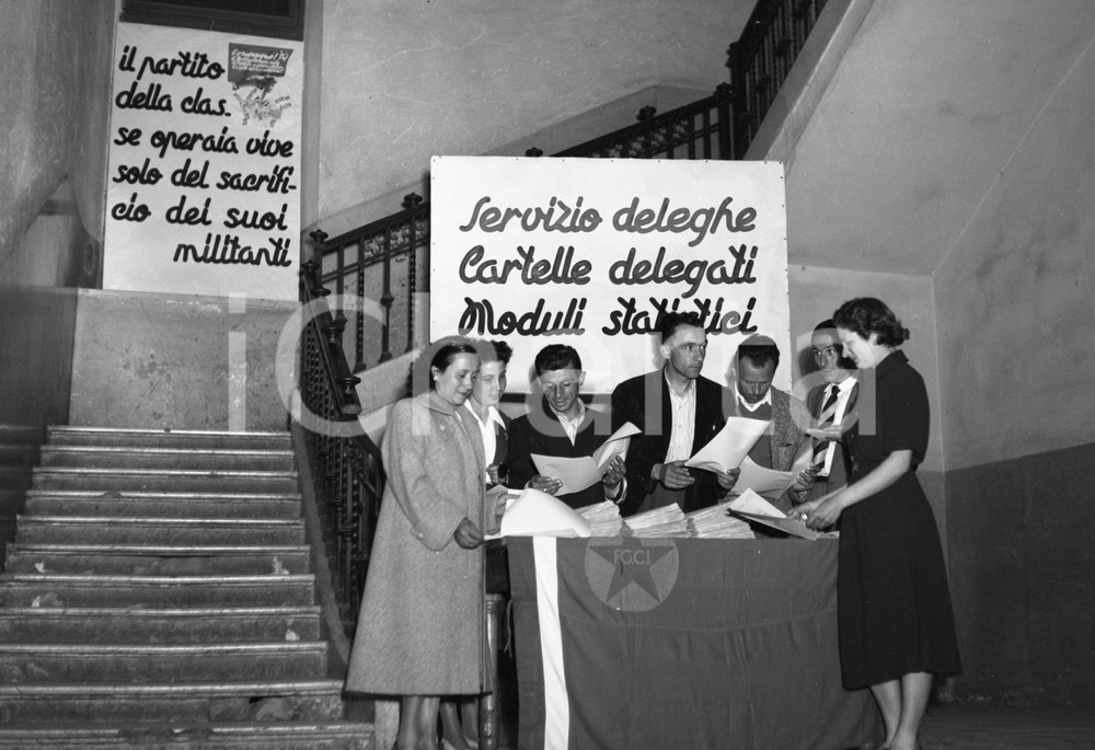 Fotografia d epoca originale 1950 BRESCIA Congresso PCI  Federazione Giovani Comunisti NEGATIVO ORIGINALE 1