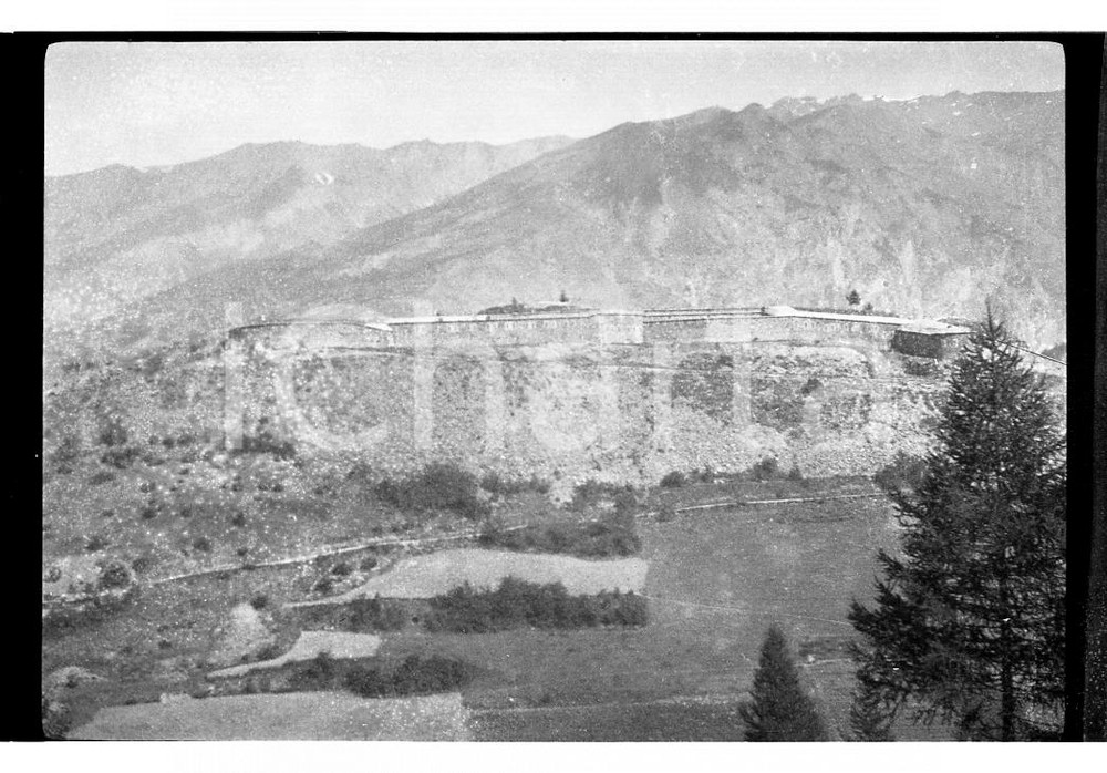 Fotografia d epoca originale 1926 BARDONECCHIA TO Forte Jafferau sopra il paese NEGATIVO ORIGINALE 1