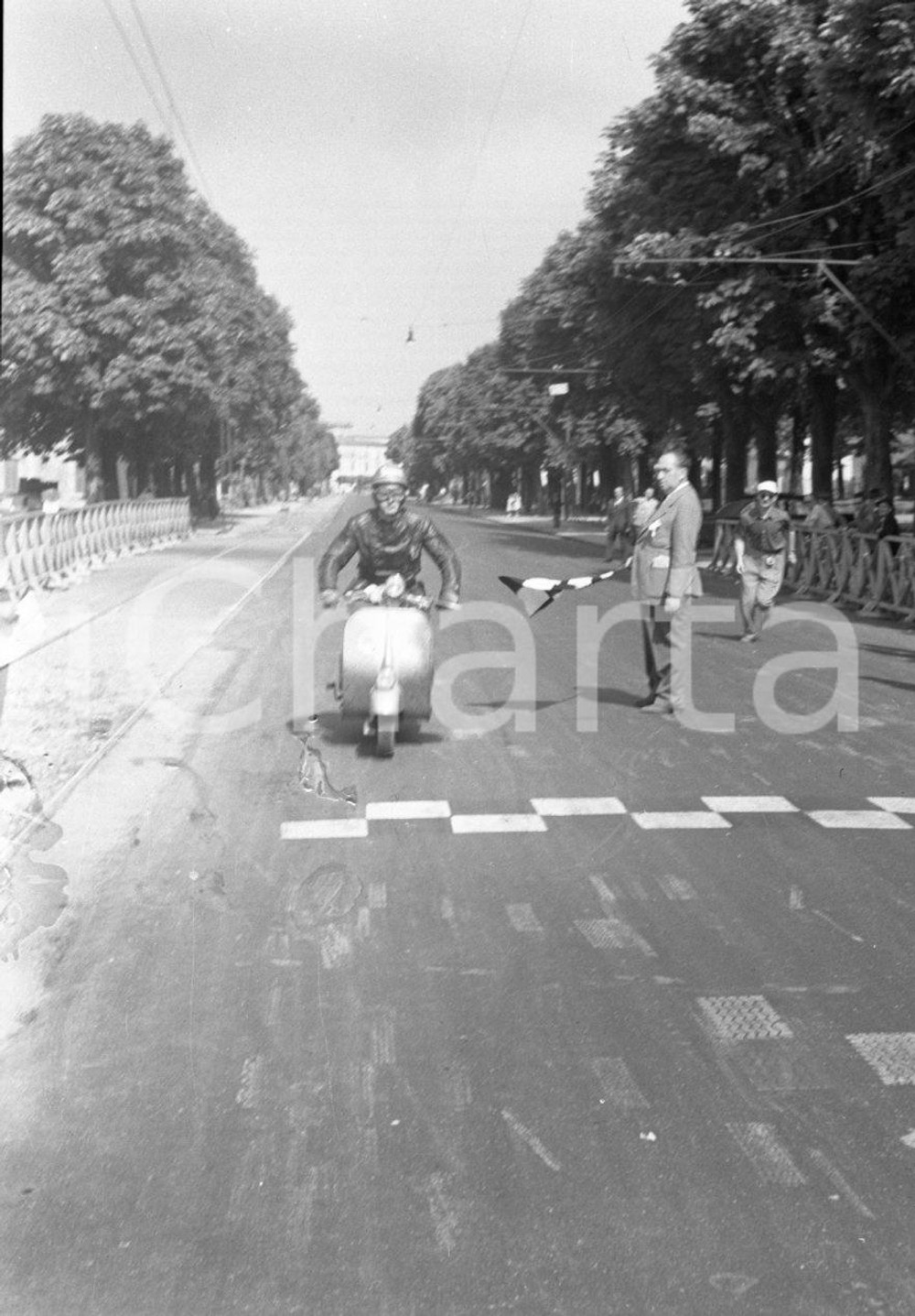 Fotografia d epoca originale 1951 BRESCIA Audax Vespistico dei 1000 Km NEGATIVO ORIGINALE 27 1