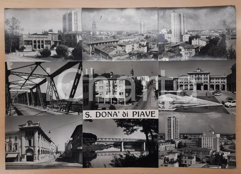 1955 ca SAN DONÀ DI PIAVE Vedute e Caffè Borsa - Bozzetto preparatorio cartolina Bozzetto preparatorio per cartolina postale.Collage su cartoncino flessibile.  FAIR/discreto Piegatura all'angolo superiore destro FORMATO: 45x32 cm originale e autentica 1