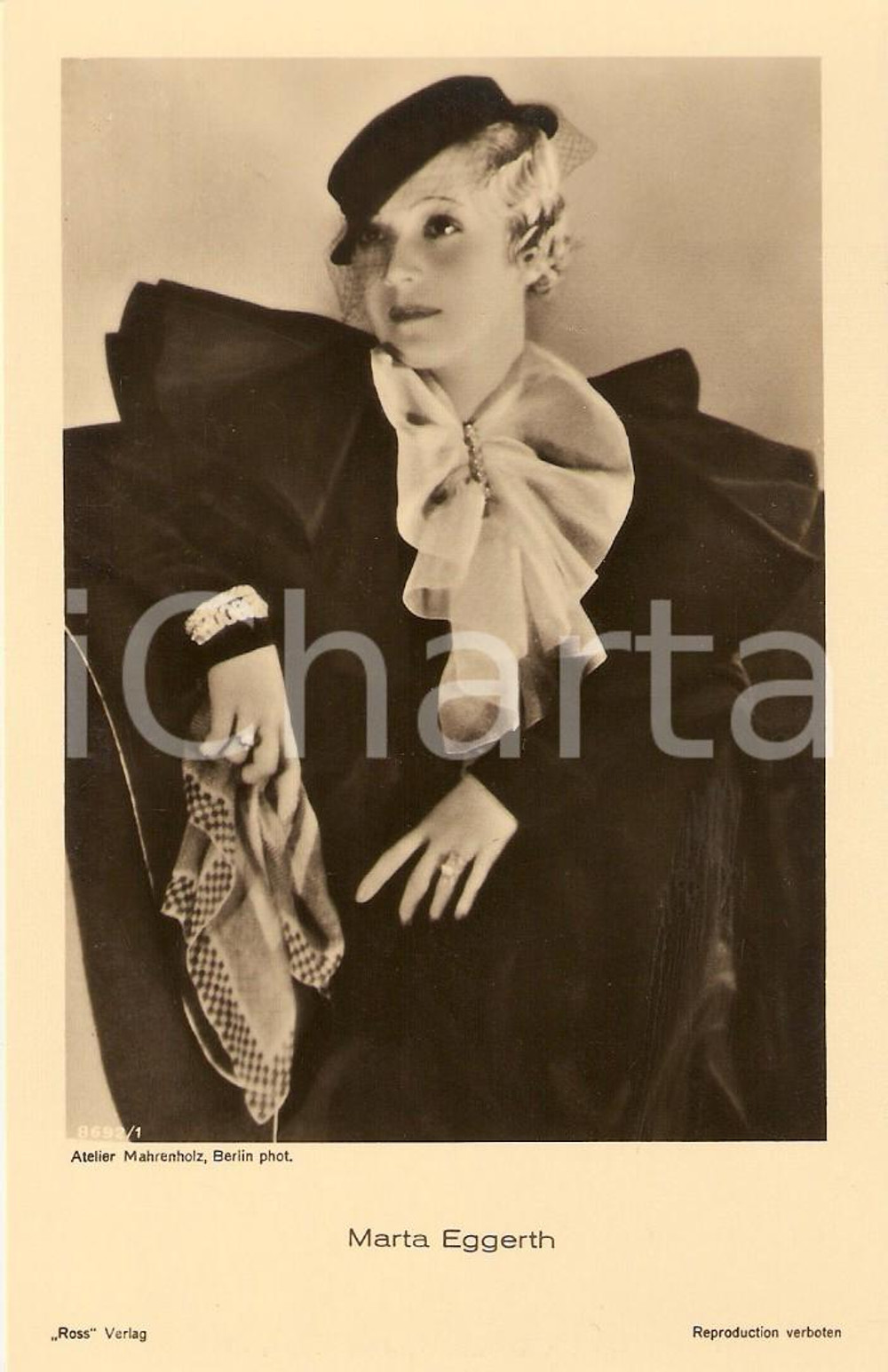 Cartolina originale da collezione 1930 ca CINEMA Attrice Marta EGGERTH Ritratto con veletta ^Cartolina FP NV 1