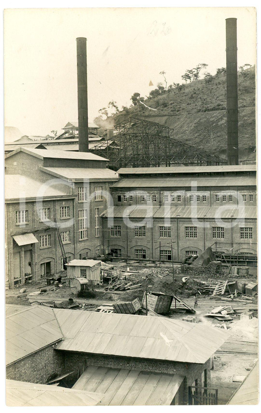 1930 ca AFRIQUE CONGO BELGE Mine PANDA - Usines - Photo Léopold GABRIEL (7) Fotografia originale in formato cartolina postale.FOTOGRAFO: L&eacute;opold Gabriel - Panda - Katanga   GOOD/buono  FORMATO: 9x14 cm originale e autentica 1