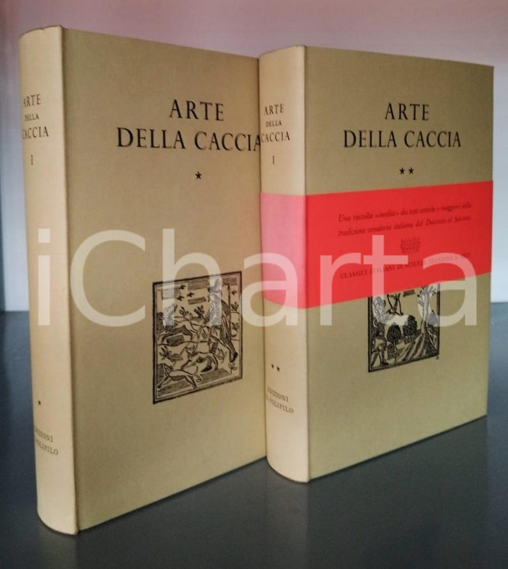 1965 ARTE DELLA CACCIA Testi di falconeria - Volume 1 - Tomi 1-2 IL POLIFILO Due tomi in legatura editoriale con sovraccoperta e cofanetto.A cura di Giuliano Innamorati.TITOLO: Arte della caccia - Testi di falconeria, uccellagione e altre cacceVolume 1 - Dal Secolo XIII agli inizi del SeicentoEDITORE: Edizioni Il PolifiloCOLLANA: Classici italiani di scienze tecniche e arti PAGINE: 512 + 527CONDIZIONI:FAIR/discreto Lievi segni di usoFORMATO: 18x27 cm originale e autentica 1