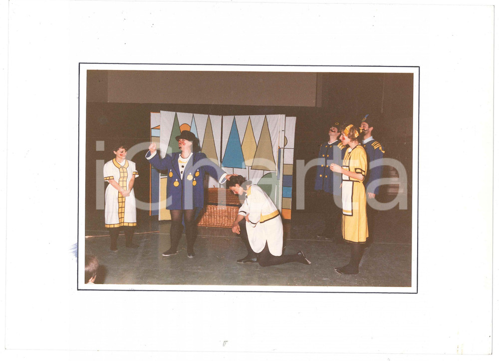 Fotografia d epoca originale 1985 SARONNO Gruppo Palcoscenico GIACOMETTO E L OCA D ORO Martina DI RIENZO 4 1