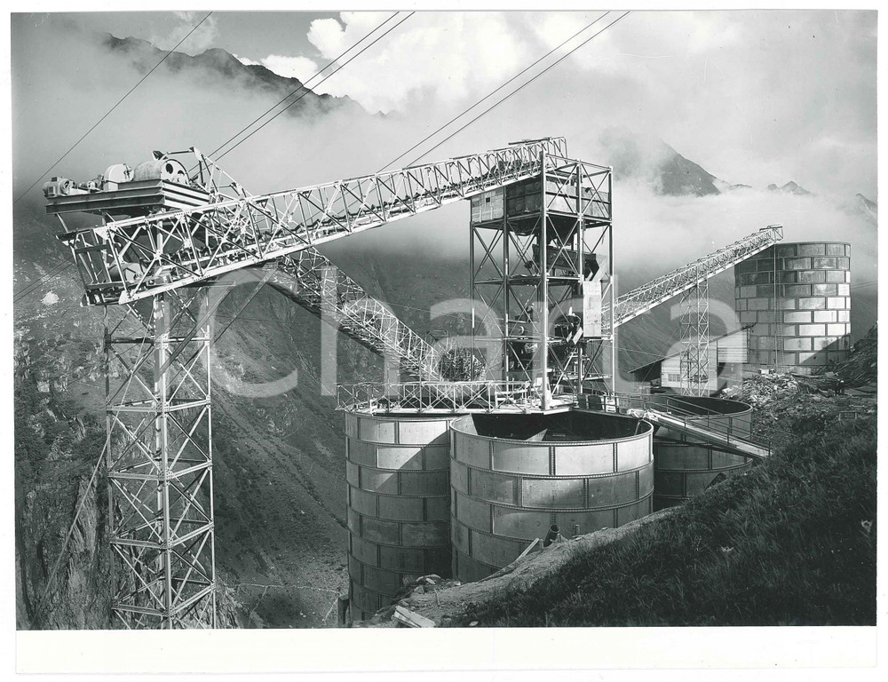 Fotografia d epoca originale 1963 LAI DA CURNERA SVIZZERA Costruzione della diga  Cantiere 21  Foto 1