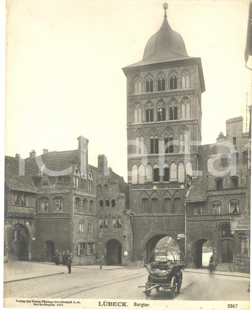 Fotografia d epoca originale 1904 LUBECK GERMANY  Burgtor Fotografia ANIMATA carretto n. 2367 1