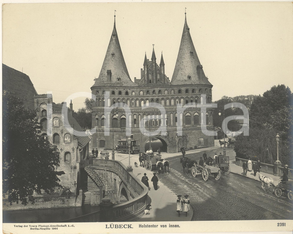 Fotografia d epoca originale 1904 LUBECK GERMANY Holstentor von innen. Foto ANIMATA carrozze n. 2351 1 1
