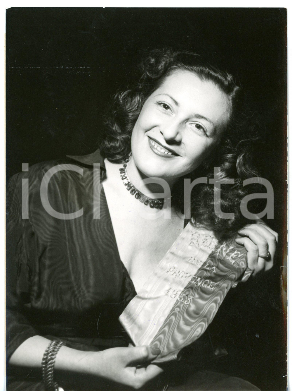 Fotografia d epoca originale 1953 FRANCE Michèle MARCY élue Reine de la PROVENCE  Photo 13x18 cm 1