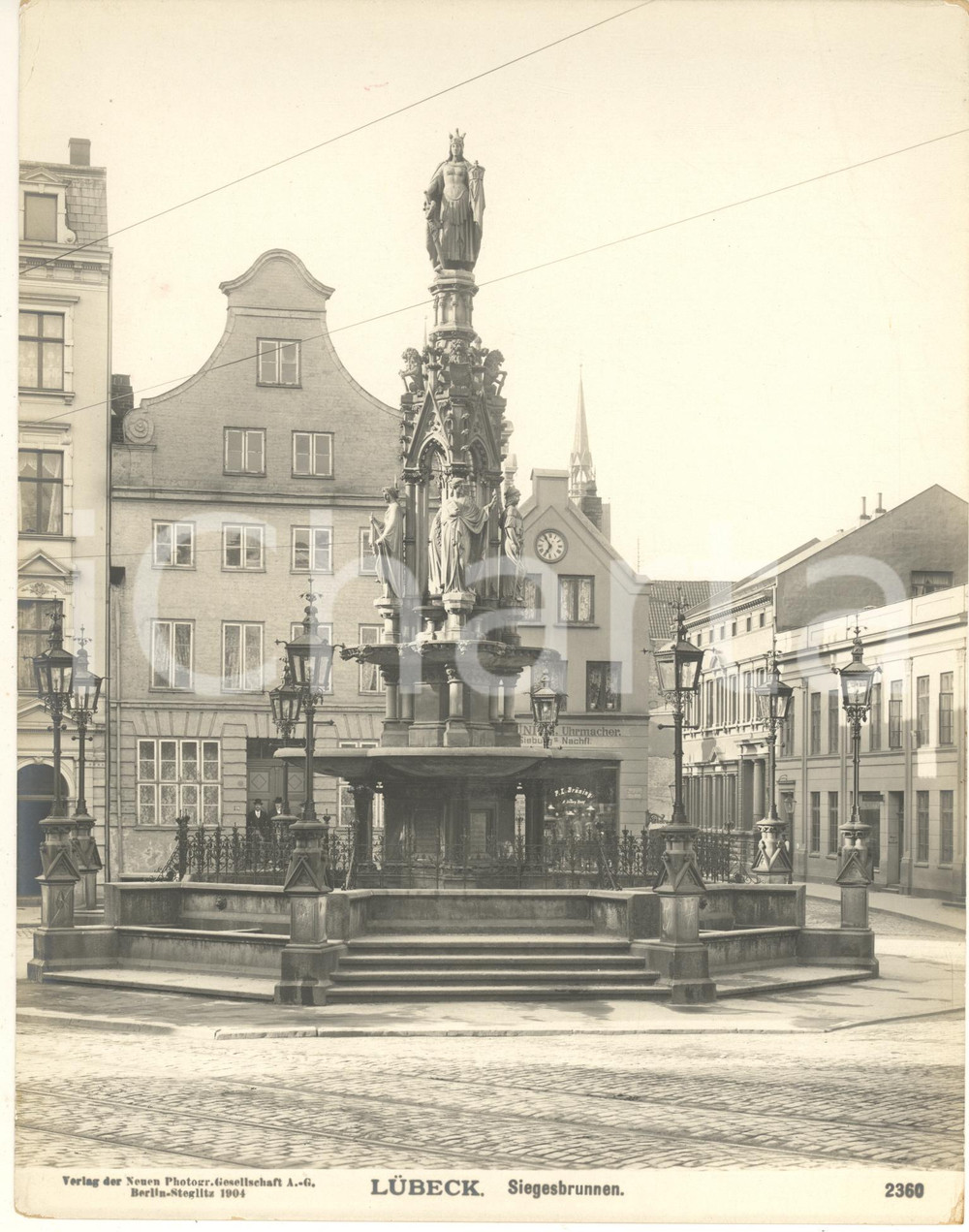 Fotografia d epoca originale 1904 LUBECK GERMANY Siegesbrunnen  Fontana della Vittoria Foto n. 2360 1 1