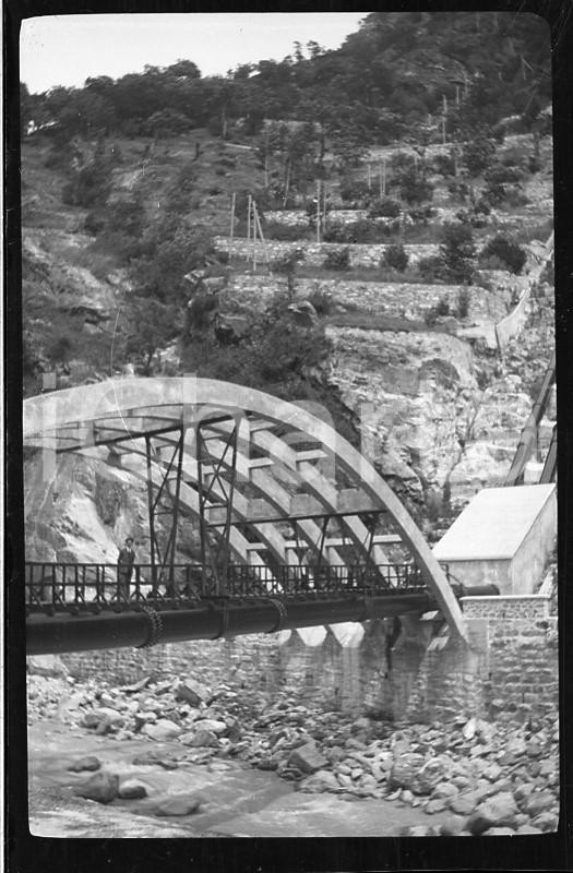 Fotografia d epoca originale 1922 PONT SAINT MARTIN Esterni centrale idroelettrica  NEGATIVO ORIGINALE 1