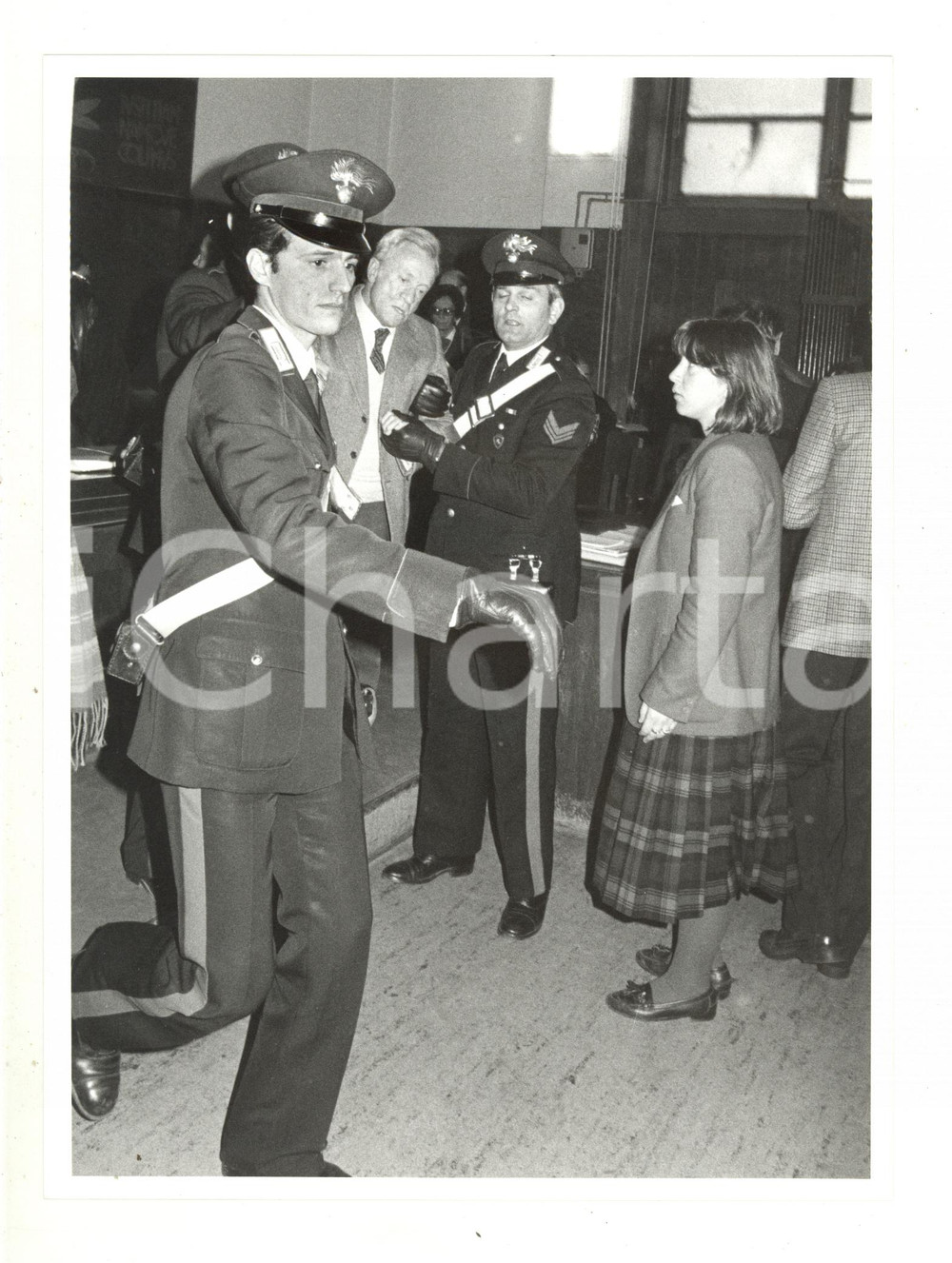 1985 TRIBUNALE DI MILANO Processo "Scandalo petroli" ^Bruno MUSSELLI in aula (2) Fotografia di agenzia.La fotografia &egrave; stata scattata in occasione del processo di primo grado che vide imputato Bruno Musselli, celebrato a Milano nel novembre 1985.CONDIZIONI: GFORMATO: 18x24 cm  originale e autentica 1