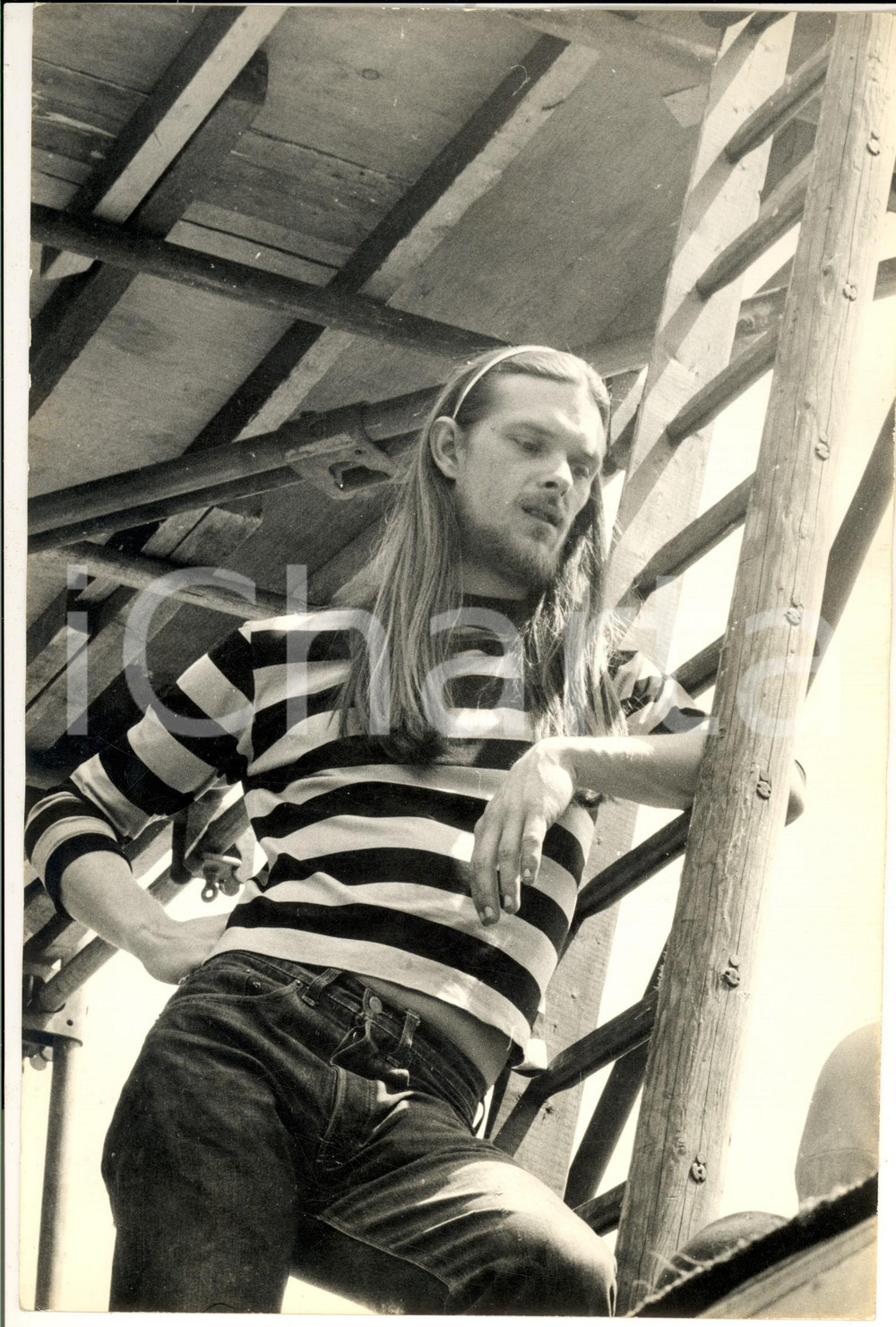 1975 ca MILANO Parco Lambro - Festival RE NUDO - Pausa durante allestimento FOTO Fotografia d'epoca. CONDIZIONI: GFORMATO: 20x30 cm    originale e autentica 1