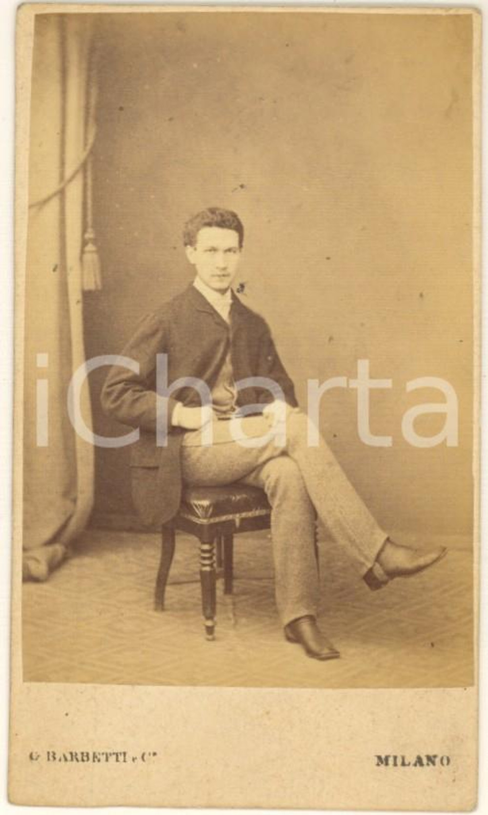 Fotografia d epoca originale 1870 ca MILANO  Giovanni ORIGONI seduto  Ritratto Foto G. BARBETTI CDV 1