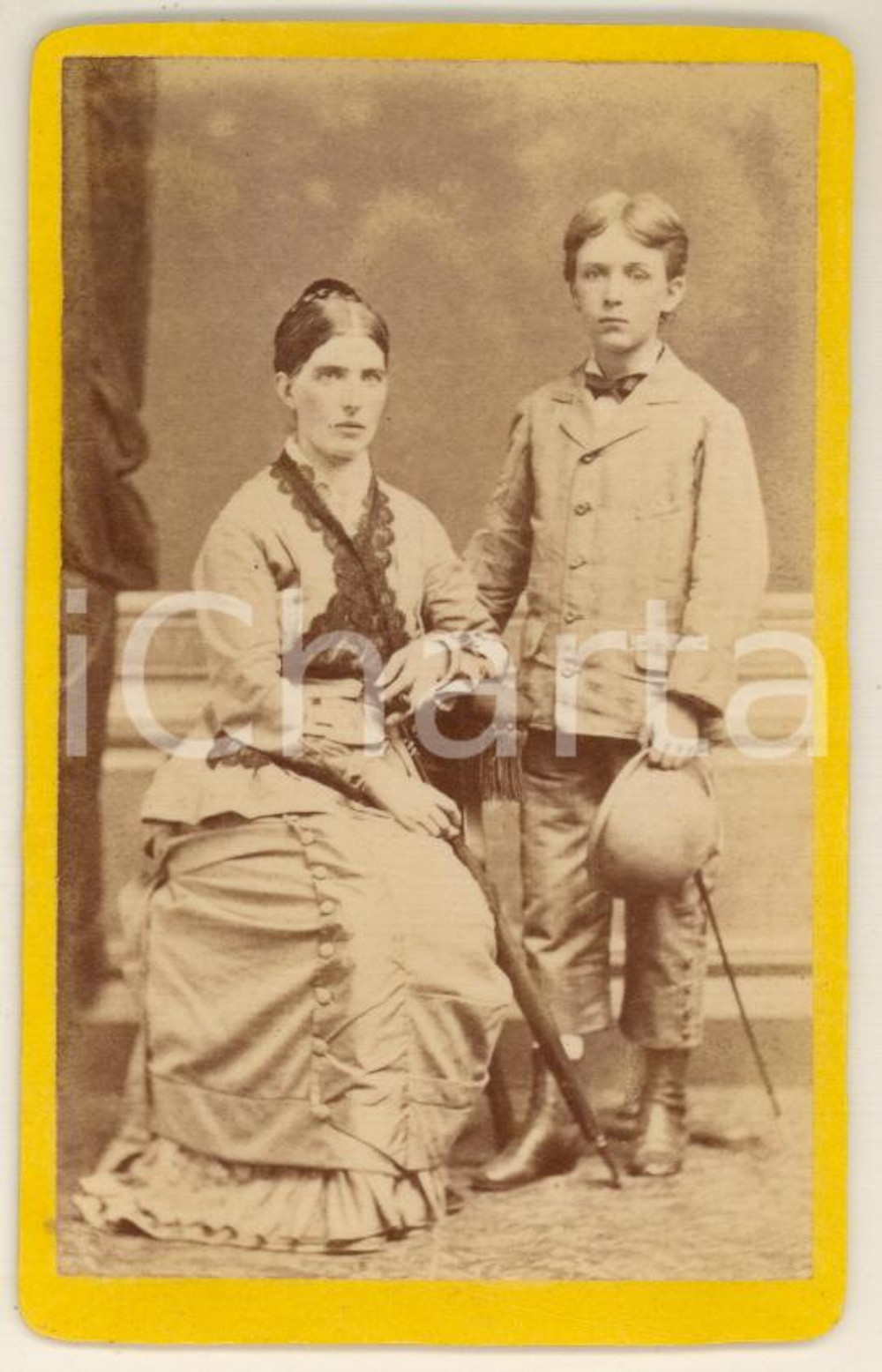 Fotografia d epoca originale 1875 ca MILANO Giovane Gaetano BORSANI con la madre Antonietta Foto PAGLIANO 1