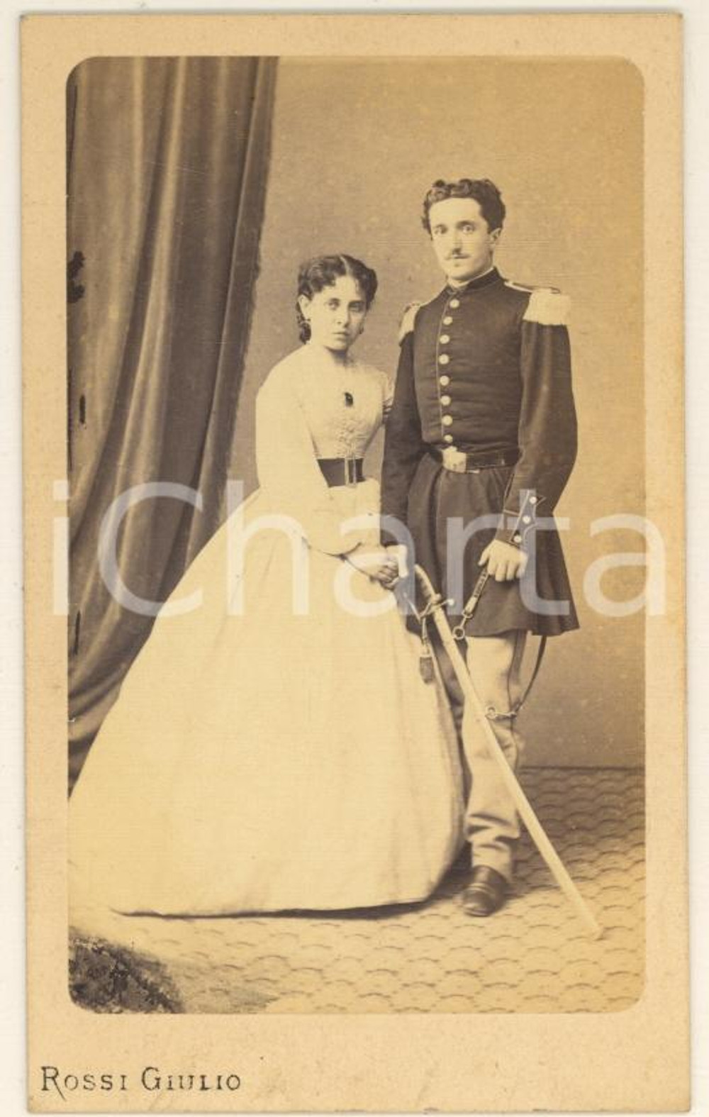Fotografia d epoca originale 1870 ca MILANO Ufficiale con la moglie  Ritratto  Fotografia Giulio ROSSI CDV 1