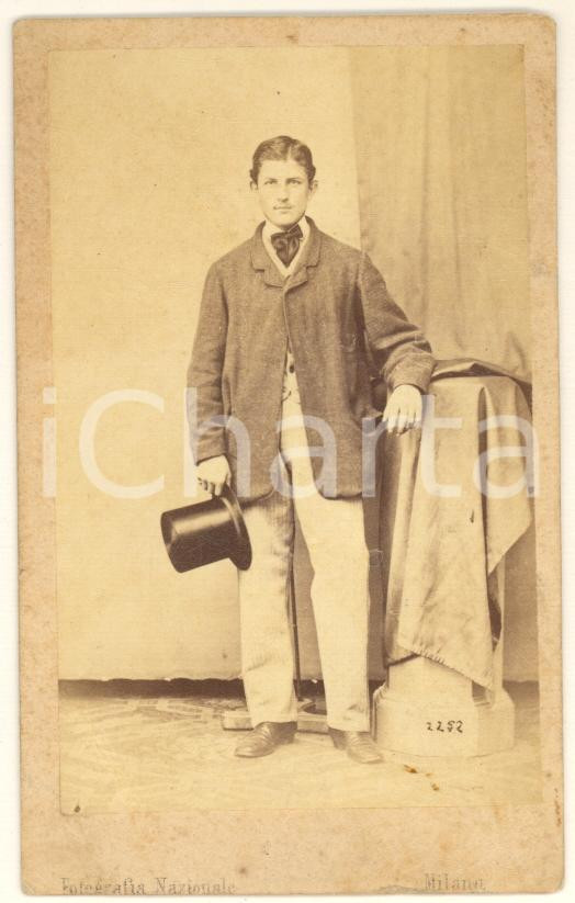 Fotografia d epoca originale 1870 ca MILANO Giovane Antonio SALA  Ritratto  Fotografia Triestina CDV 1
