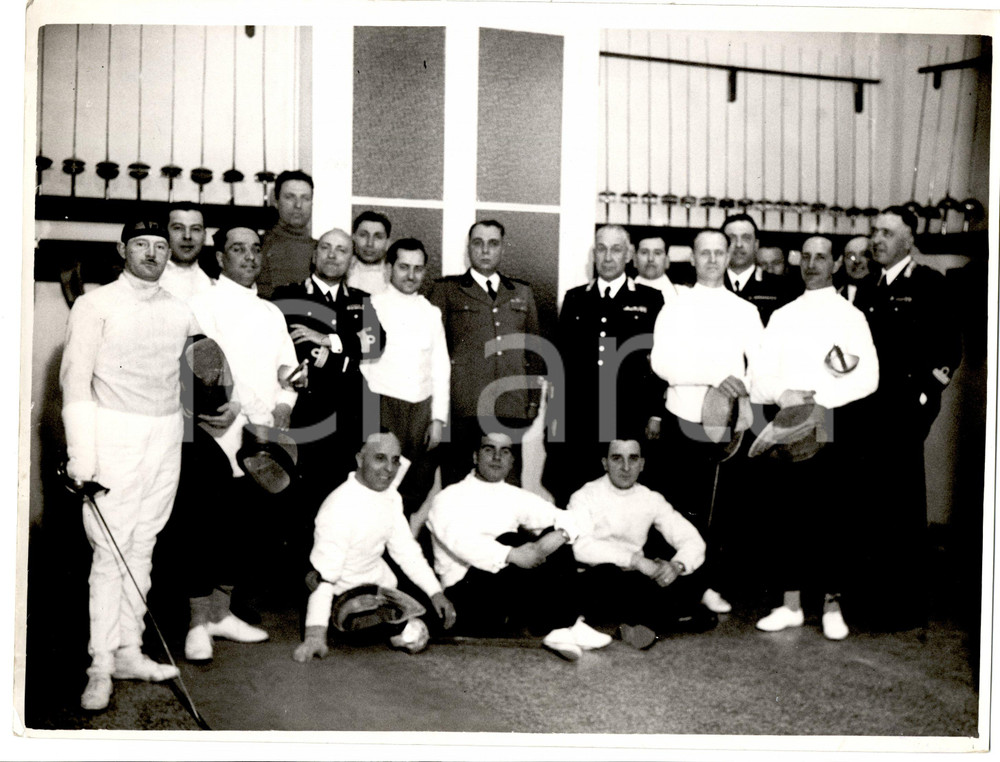Fotografia d'epoca originale 1937 MILANO Gara di scherma Ufficiali dei Carabinieri - Foto (1) 1