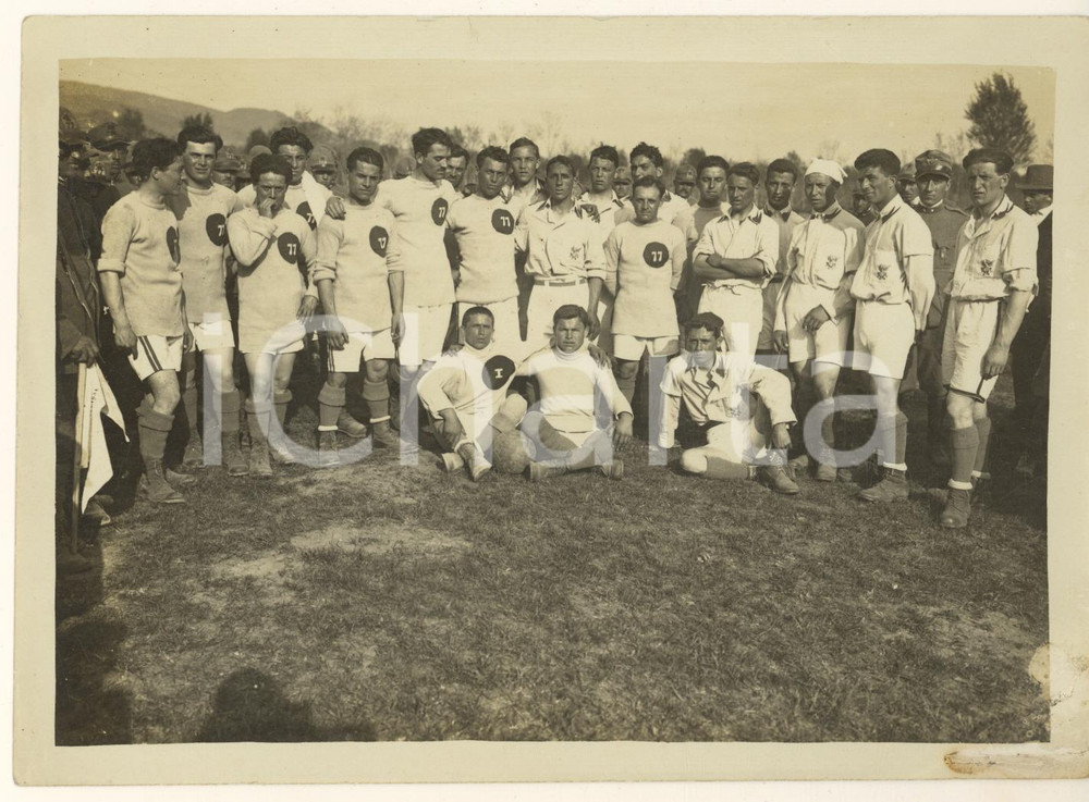 Fotografia d epoca originale 1940 ca NORD ITALIA  Squadra di calcio Regg. Artiglieria da Montagna Foto 1