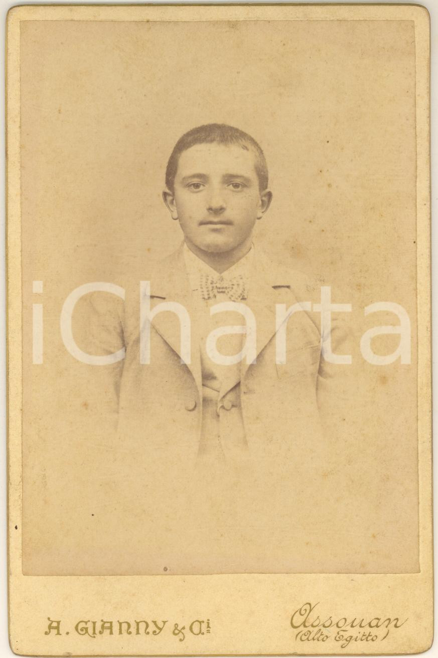 Fotografia d epoca originale 1900 ca ASSUAN EGITTO Famiglia GALLO  Ritratto di giovane uomo Foto GIANNY 1