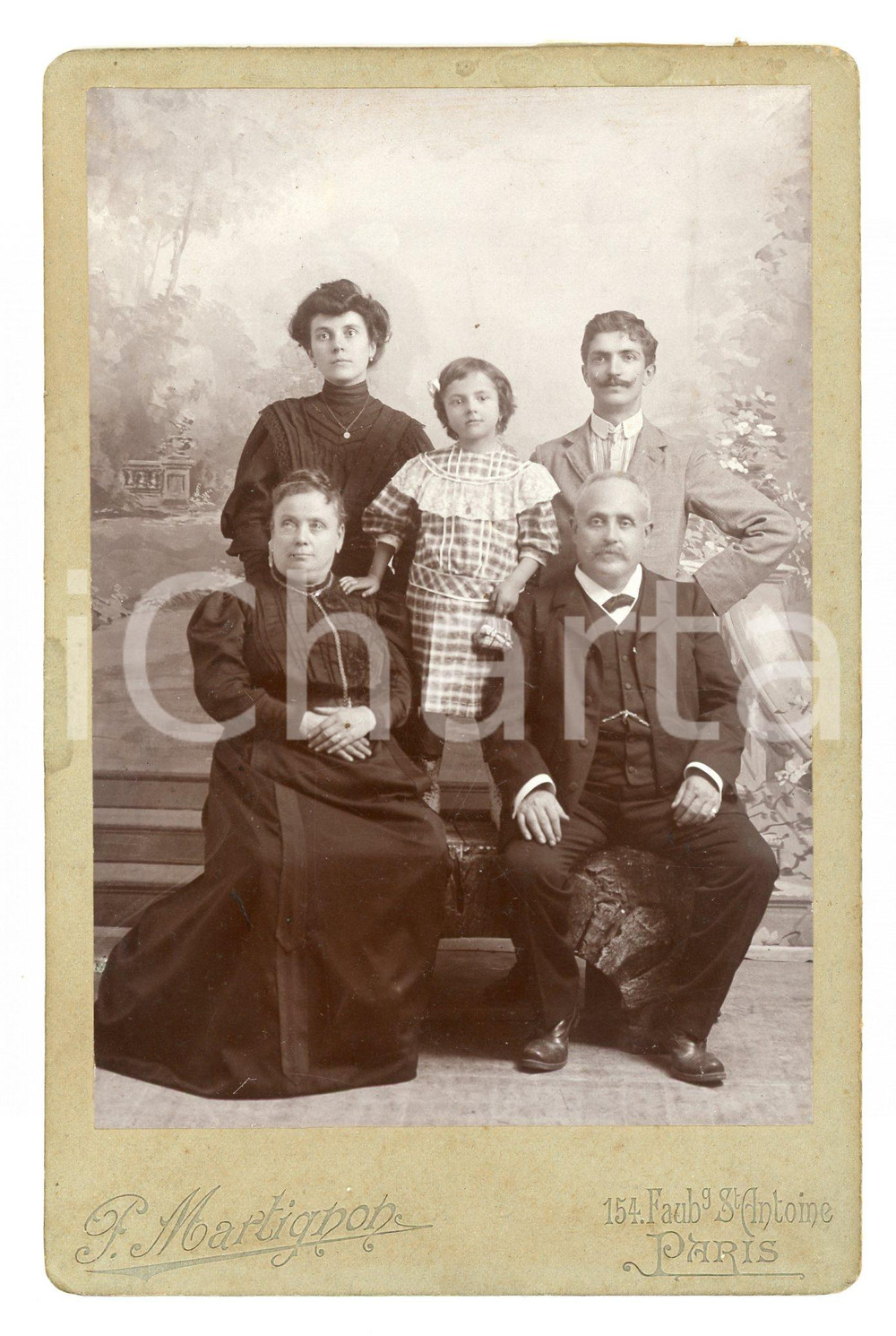 Fotografia d epoca originale 1890 ca PARIS Foto di famiglia  Ritratto  Foto F. MARTIGNON 10x16 cm 1