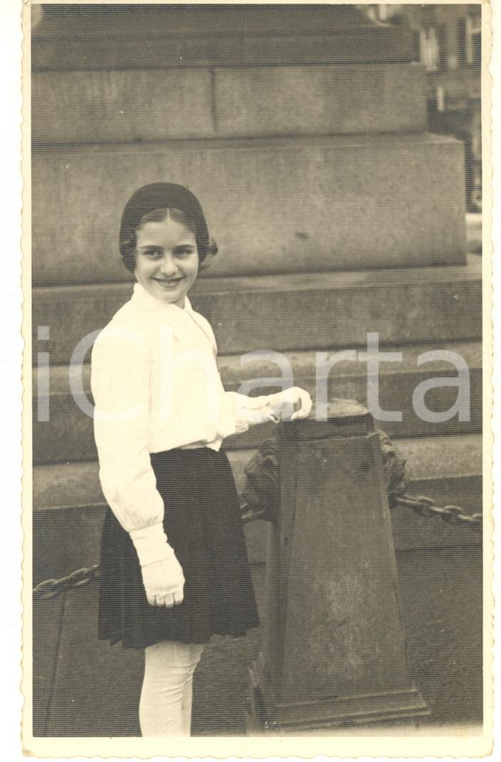 Fotografia d epoca originale 1939 FASCISMO MILANO Piccola italiana in divisa  Foto cartolina 9x14 cm 1