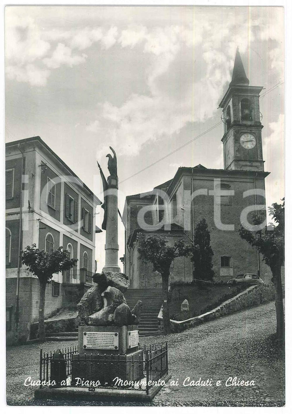 Cartolina originale da collezione 1950 CUASSO AL PIANO Chiesa Sant Antonio Abate e Monumento ai Caduti  Cartolina 1