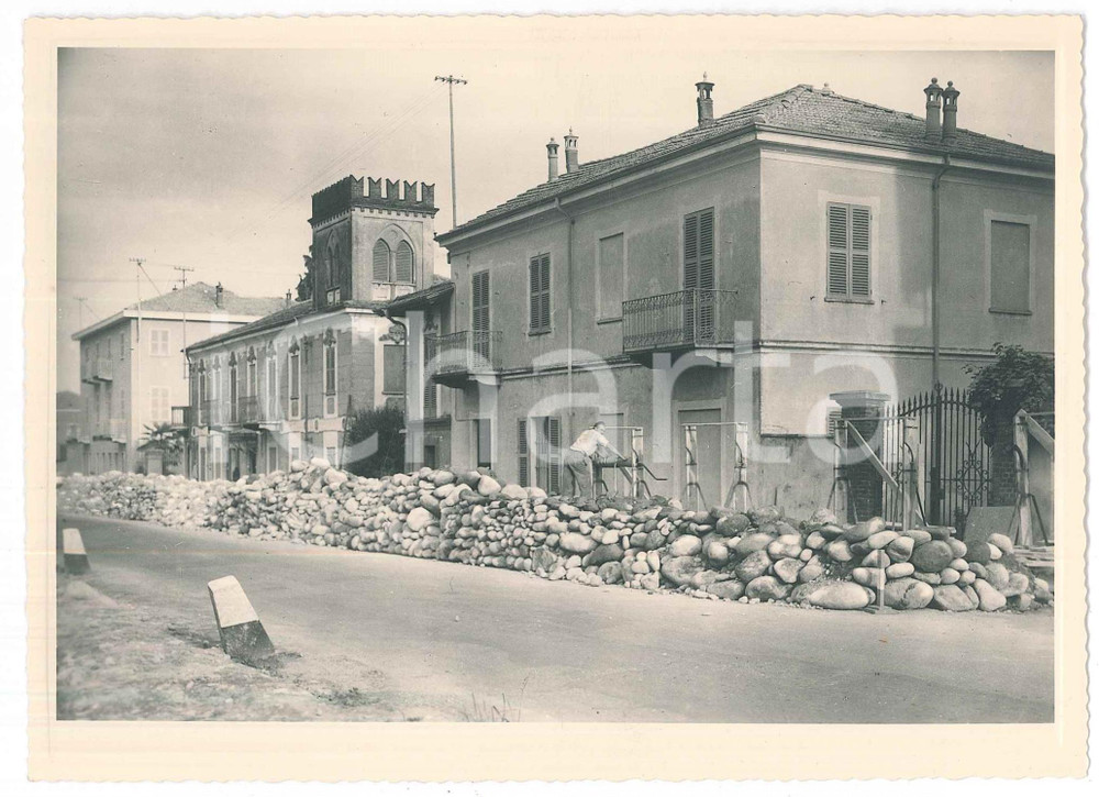 Fotografia d epoca originale 1960 ca BIELLA Cantiere stradale con massi  Foto BINI ANIMATA 18x13 cm 1