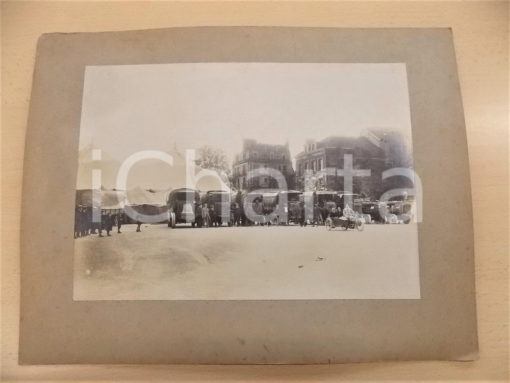 Fotografia d epoca originale 1910 ca TROYES Carovana e tendone del circo in piazza Foto BRUNON RARA 1