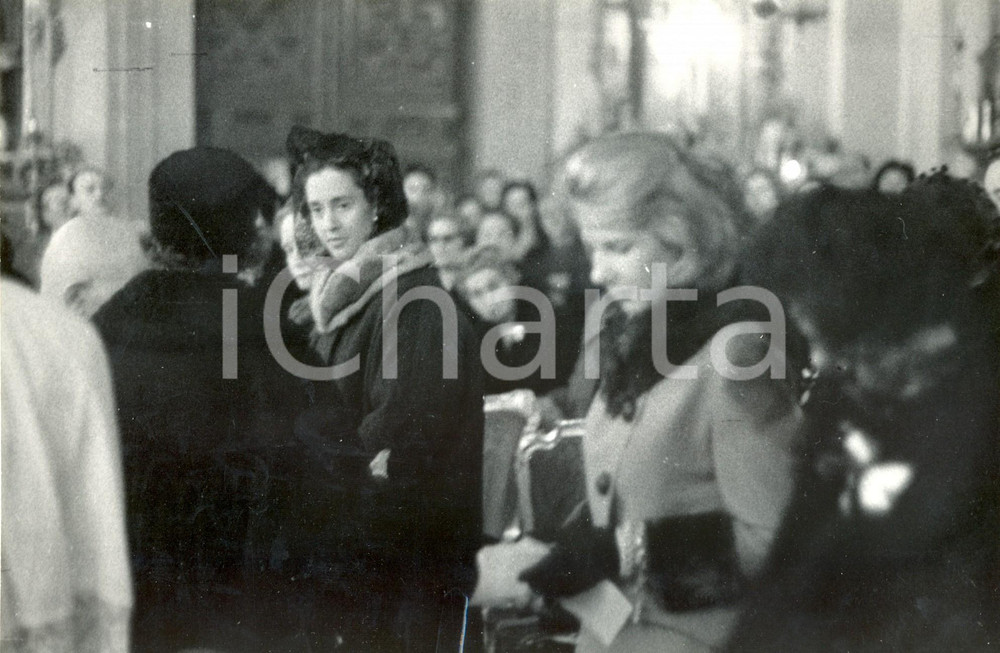 Fotografia d epoca originale 1960 ca MADRID LAS CALATRAVAS Regina Fabiola del BELGIO Duchessa d ALBA 2 1