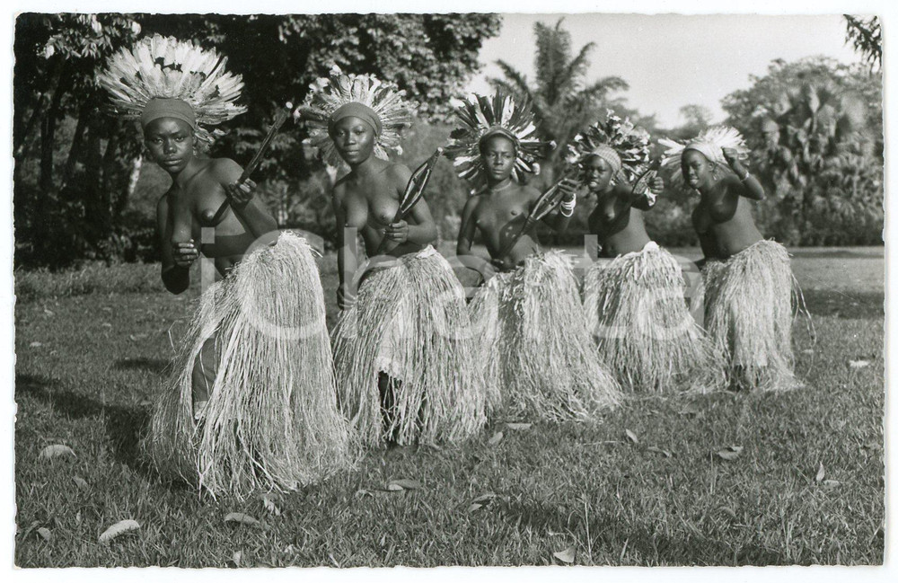 1950 ca CONGO BELGE Danses Wangatas ETHNIC NUDE Carte postale FP NV Cartolina d'epoca, non viaggiata.FOTOGRAFO: Photo-Home, Leopoldville CONDIZIONI:GOOD/buonoFORMATO: 14x9 cm originale e autentica 1