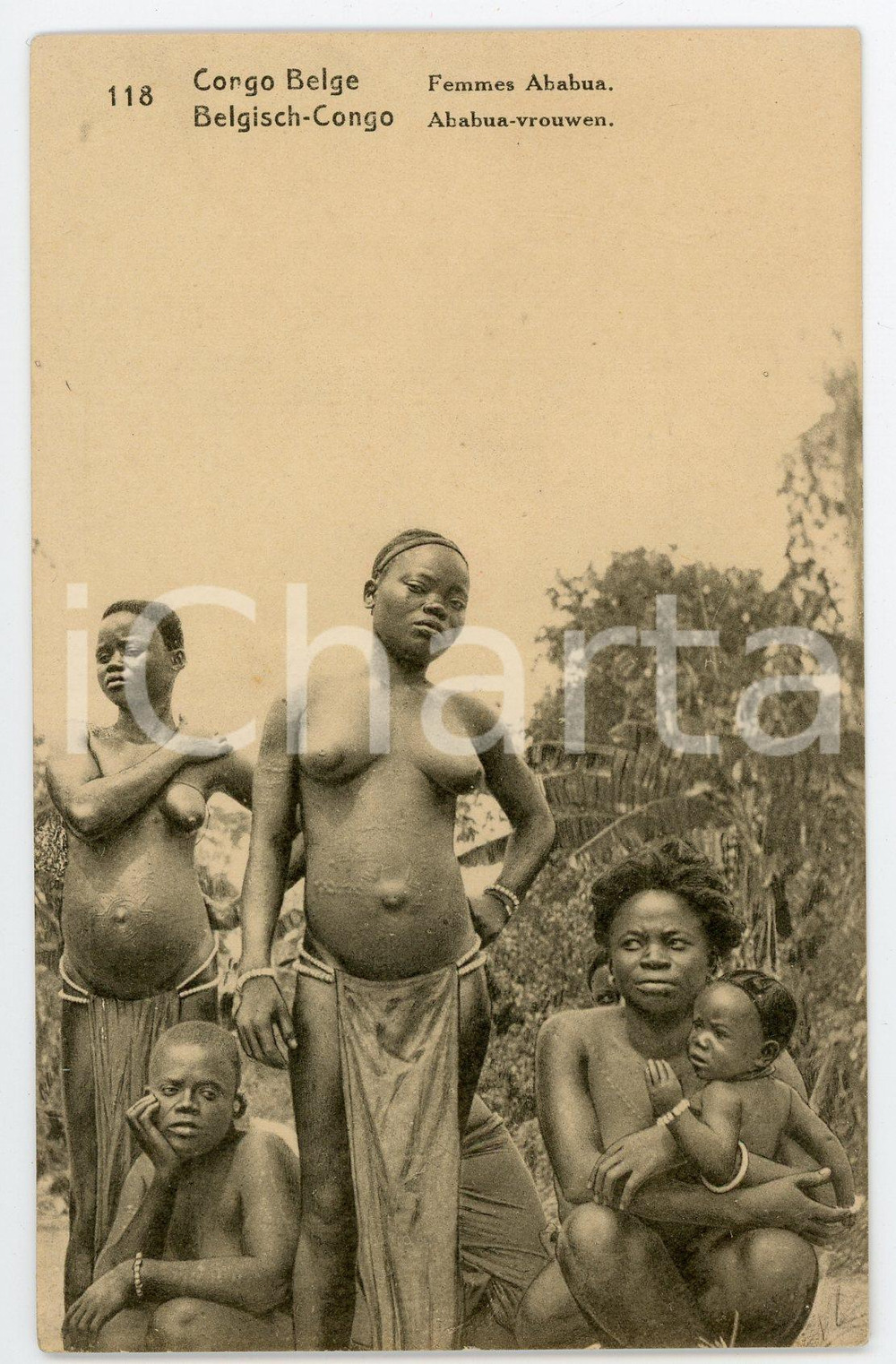 1920 ca CONGO BELGE Femmes Ababua ETHNIC NUDE Carte postale FP NV Cartolina d'epoca, non viaggiata. CONDIZIONI:GOOD/buonoFORMATO: 8x14 cm originale e autentica 1