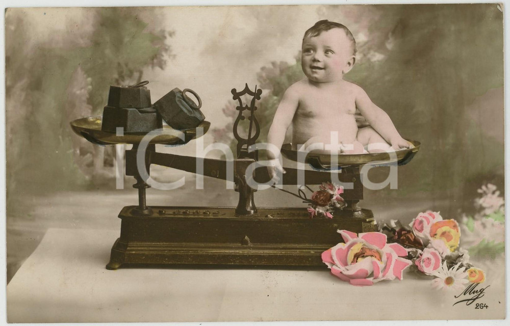 1914 HAPPY NEW YEAR Baby on a libra - Vintage postcard FP VG Cartolina d'epoca, viaggiata. CONDIZIONI:FAIR/discreto Piegatura all'angolo superiore sinistro, affrancatura parzialmente rimossaFORMATO: 14x8 cm originale e autentica 1