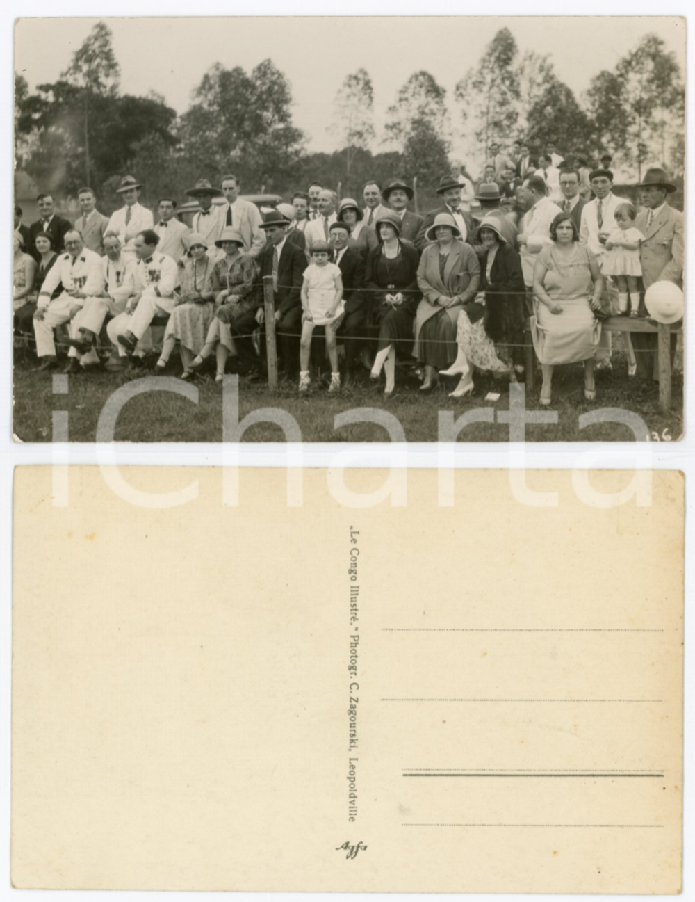 1928 C. ZAGOURSKI «Le Congo Illustré» Visite roi Albert Ier - Public *Postcard  Fotocartolina postale originale d'epoca, appartenente alla serie «Le Congo illustré» del fotografo Casimir Zagourski (Léopoldville). CONDIZIONI:FAIR/discreto piccole  piegature angolari, con minima abrasioneFORMATO: 14x9 cm originale e autentica 1