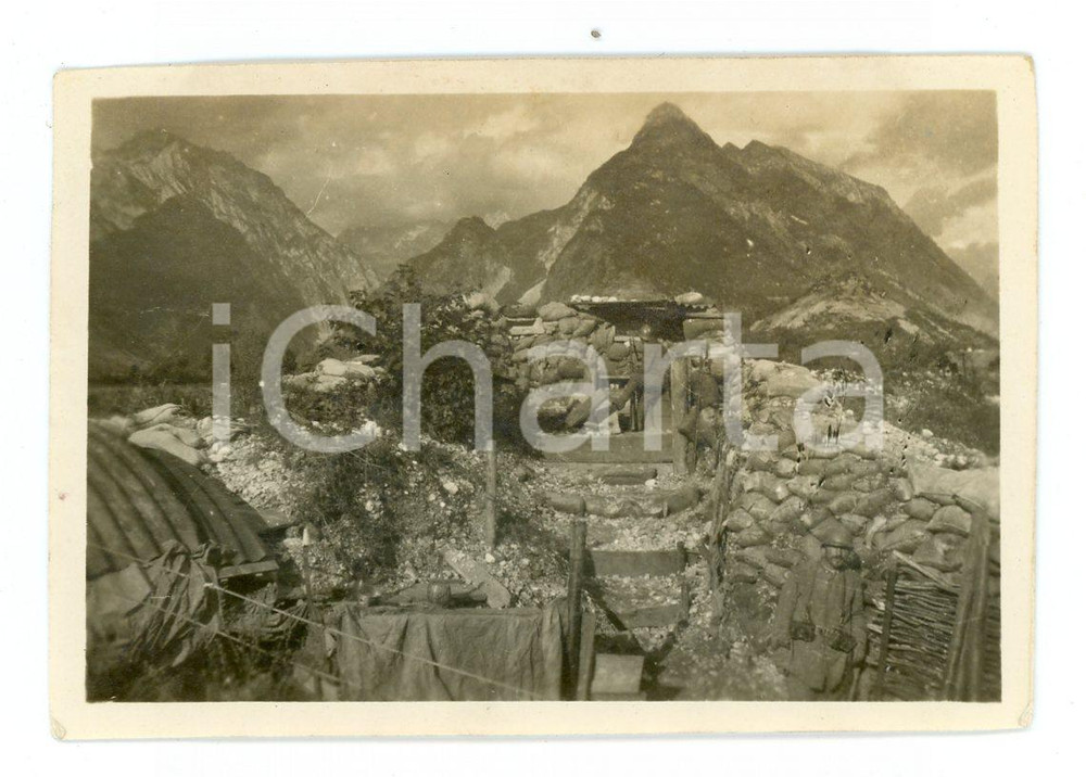 1915 ca ITALIA - WW1 Soldati in trincea - Fortificazioni - Foto 8x6 cm  Fotografia d'epoca. CONDIZIONI:FAIR/discreto Lievi smussature agli angoliFORMATO: 8x6 cm originale e autentica 1
