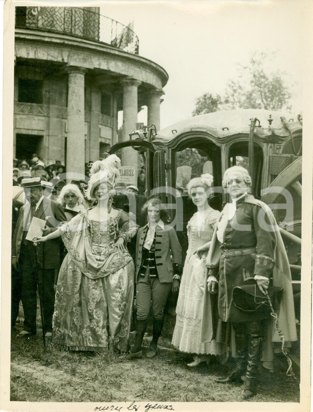 Fotografia d epoca originale 1932 AMBOISE Cécile SOREL Berthe BOVY recitano FIGARO per HARTMANNSWILLERKOPF 2 1