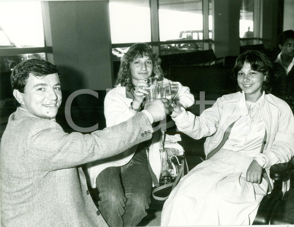 Fotografia d epoca originale 1979 BONN Dirottamento Boeing LUFTHANSA 727 Brindisi passeggeri liberati 2 1