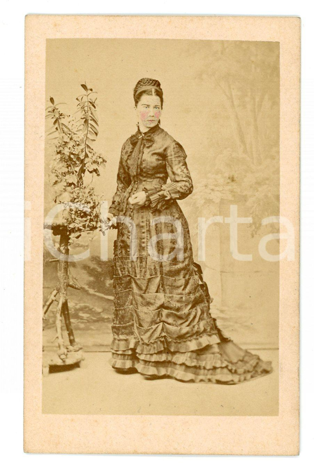 1890 ca NEUNKIRCHEN Portrait of a young lady CDV Photo Carl HAUSTEIN 6x10 cm  Fotografia d'epoca montata su cartoncino. CONDIZIONI:FAIR/discreto lievi brunitureFORMATO: 6x10 cm originale e autentica 1