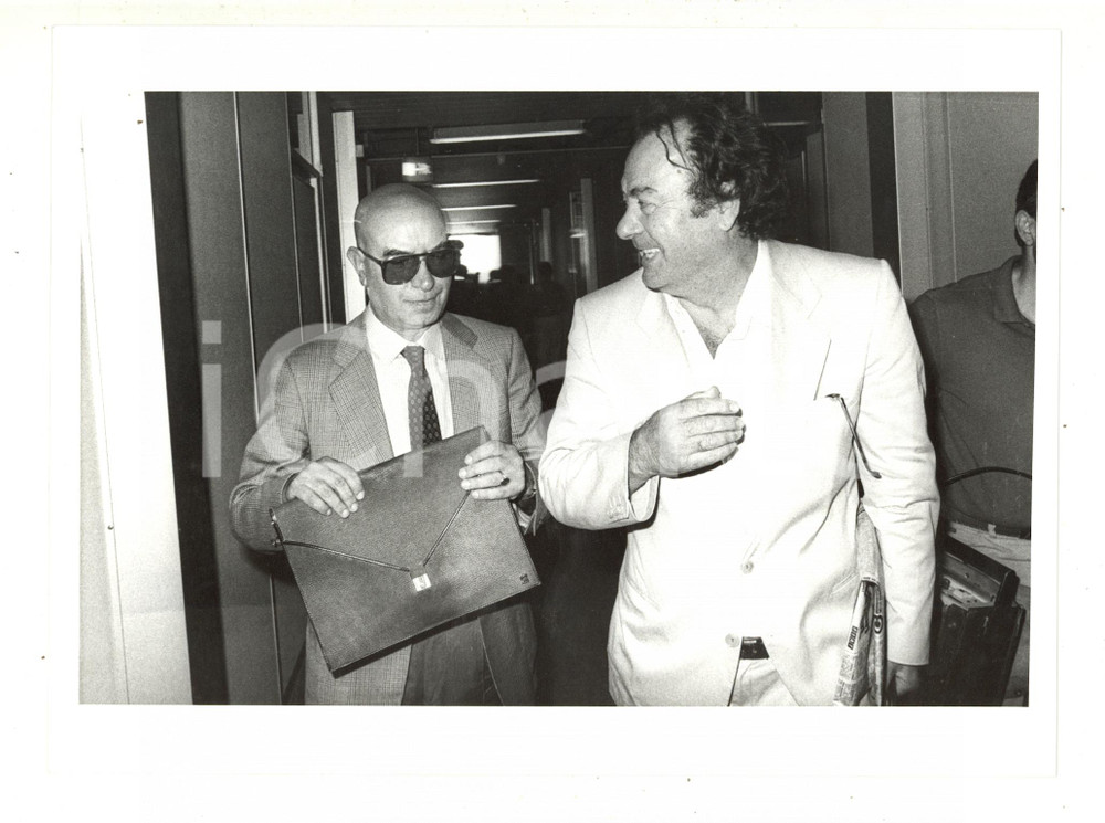 1986 Tribunale di MILANO - Ritratto del generale Demetrio COGLIANDRO (5) - Foto Fotografia di agenzia.La fotografia &egrave; stata scattata in occasione degli interrogatori a Francesco Pazienza, svoltisi a Milano nel 1986.CONDIZIONI: GFORMATO: 24x18 cm  originale e autentica 1