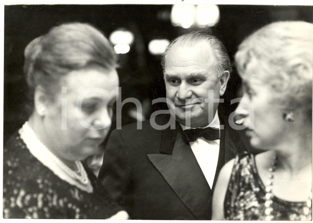Fotografia d epoca originale 1955 ca PARIS Ambasciatore Sergej VINOGRADOV  con la moglie Foto 24x18 1