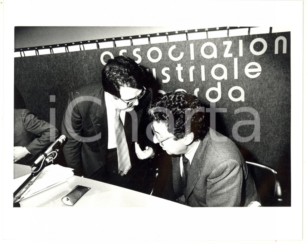 1985 ca MILANO Convegno ASSOLOMBARDA - Romano PRODI con Roberto MAZZOTTA *Foto Fotografia di agenzia. CONDIZIONI: GFORMATO: 25x20 cm  originale e autentica 1