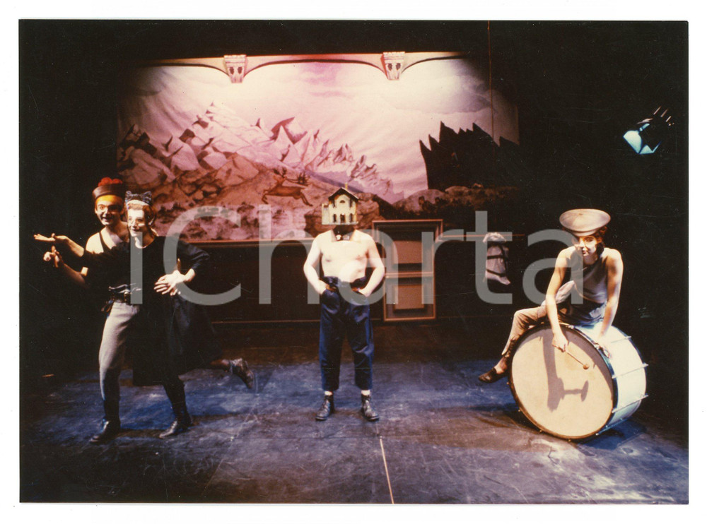 1995 ca PARMA Teatro delle briciole - "Peer Gynt" - Foto 17x12 cm Fotografia di agenzia. CONDIZIONI:GOOD/buonoFORMATO: 17x12 cm originale e autentica 1