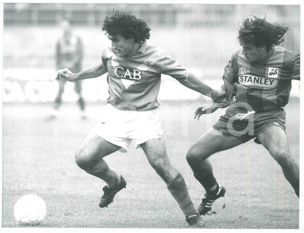 Fotografia d epoca originale 1991 BRESCIA CALCIO Luciano DE PAOLA Luca LUZARDI durante partita  Foto 17x24 cm 1