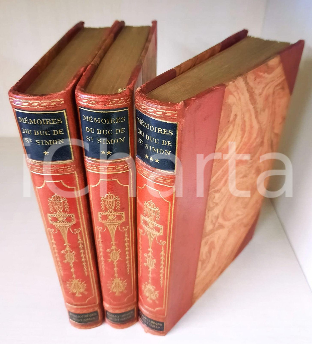1926 Anecdotes extraits des Mémoires du  DUC DE SAINT-SIMON - 3 voll. Legatura coeva in mezza pelle, fregi e titoli dorati al dorso. Tomi I- II - III: 1694-1709 / 1709-1715 / 1715-1723.EDITORE: Jules Tallandier - ParisPAGINE: 230 + 252 + 254 CONDIZIONI:FAIR/discreto fioriture; tracce d'uso e piccole sbrecciature ai piattiFORMATO: 15x21 cm originale e autentica 1