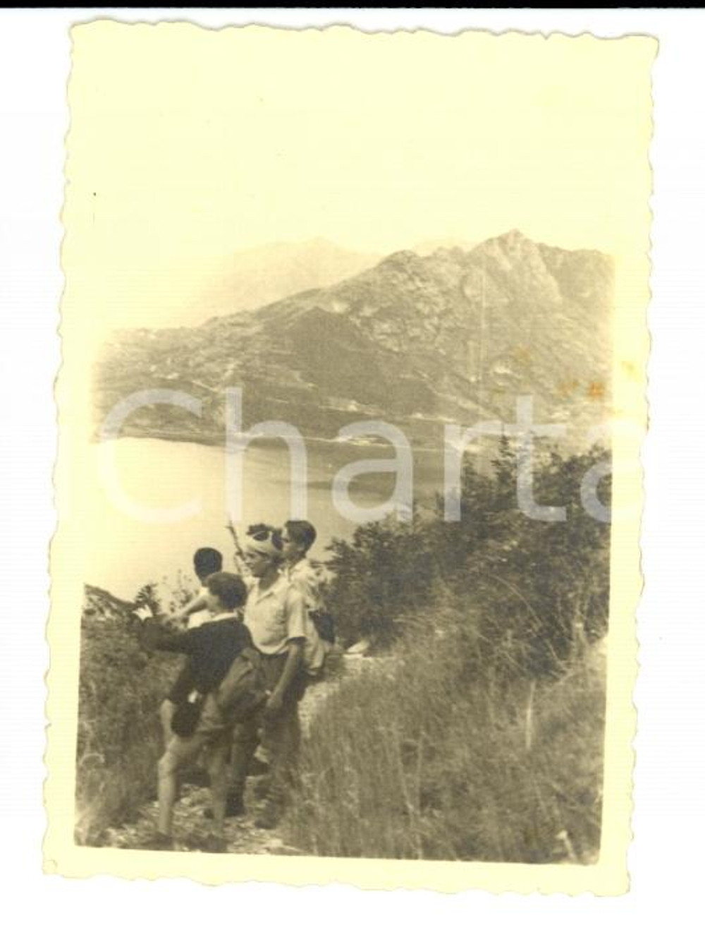 Fotografia d epoca originale 1948 MAGGIANICO LC Ragazzi in gita al Monte RESEGONE  Foto 1 1